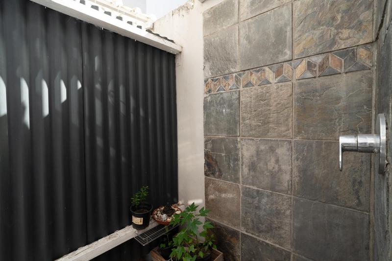 2 Bedroom Property for Sale in Harfield Village Western Cape